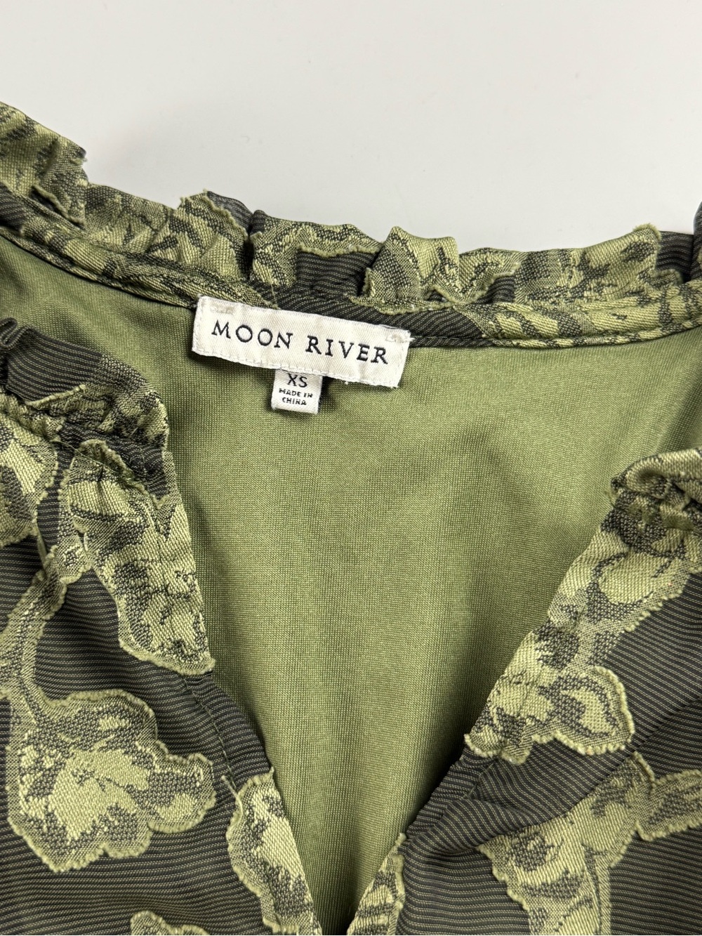 Moon River Envy Dress Green Floral Midi Puff Sleeve XS Boho Cottagecore - Picture 4 of 9